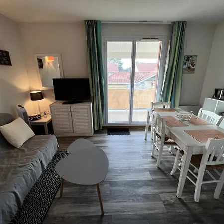 Apartment Les Vertmarines - 074 - Dans Privee Avec Piscine Mae-4151 Le Verdon-sur-Mer